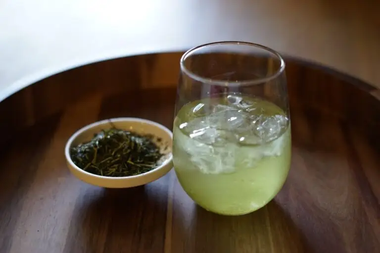 Read more about the article Shochu Cocktail Recipe: Nankai Green Tea